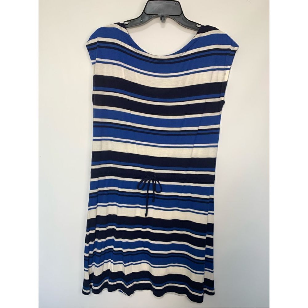Gap capped sleeve striped dress size small 100% rayon